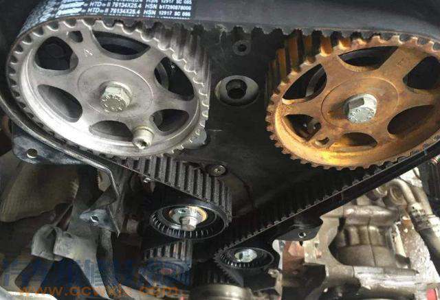 轿车正时皮带多久更换
