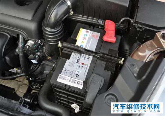 怎么判定汽车电瓶是坏了还是没电了?