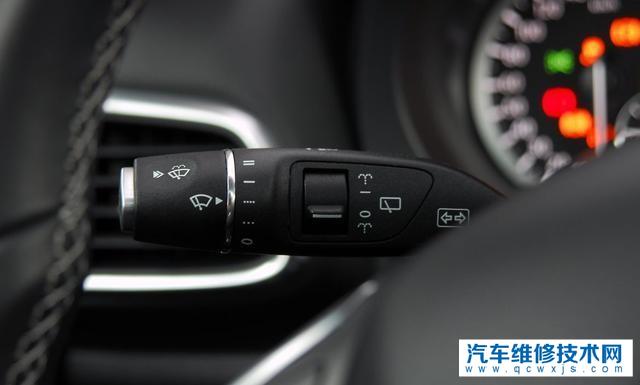 不过不管在哪里,我们只要看图标基本就能很快上手了.