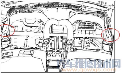 【蒸发箱的拆卸和检修】图1