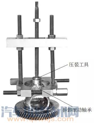 【差速器的分解和组装步骤（图解）】图4