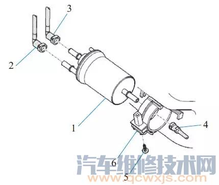 拆卸更换燃油滤清器步骤（宝来 1.6）