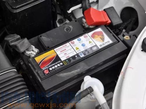 【汽车蓄电池更换周期 汽车换电瓶要注意什么？】图2