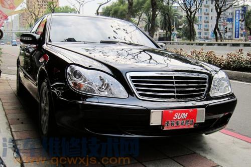 奔驰BENZS class W220仪表板的新功能