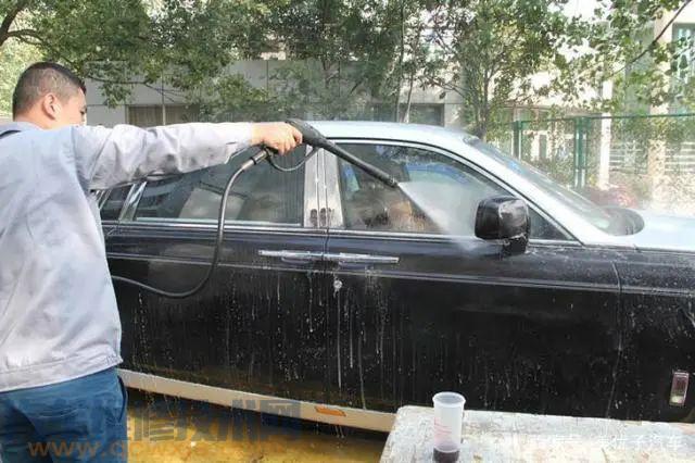 汽车洗车禁忌，洗车注意事项