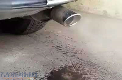 汽车排气管滴水是怎么回事？