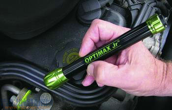 汽车空调紫外线检漏灯荧光检漏的操作方法