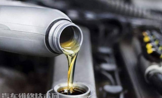 加机油加多少合适 汽车机油能多加吗？