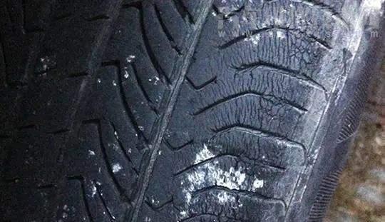 大多数轮胎损坏的原因有哪些 轮胎怎么容易损坏