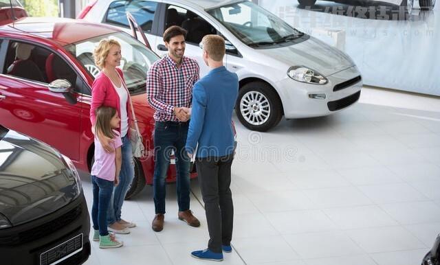 买车怎么砍价能拿到最低价？一年中什么时候买车最便宜？